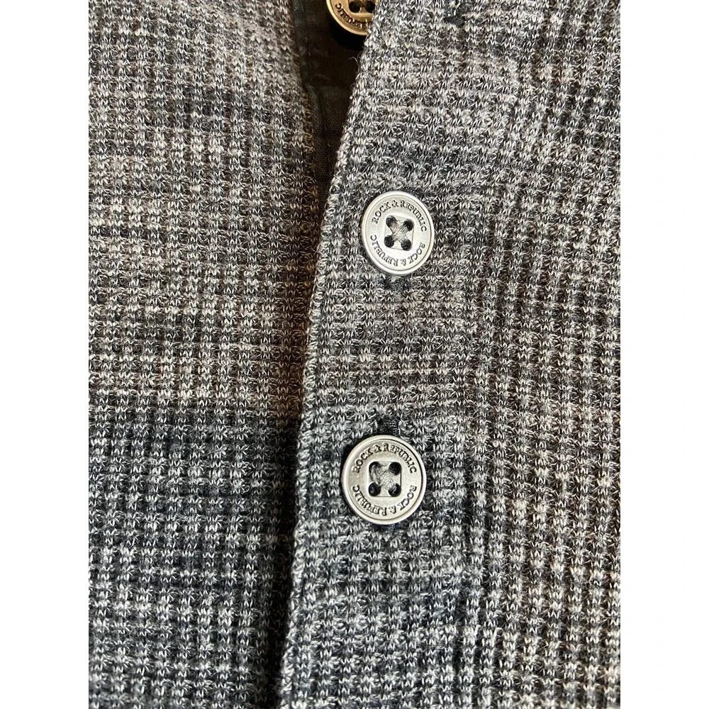 Rock & Republic Men's Med Henley Long Sleeve Shirt Size Gray/Black‎ Pullover